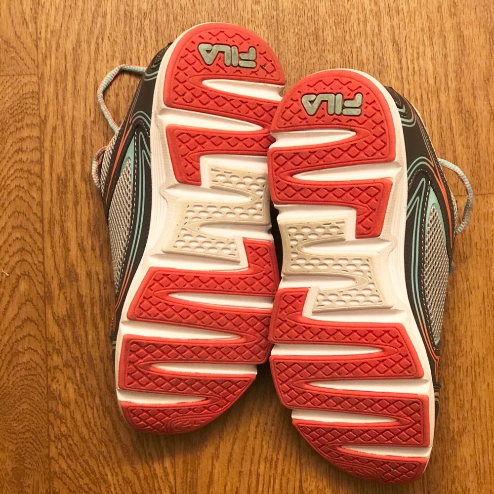 Fila Running Shoes. - Picture 4 of 5